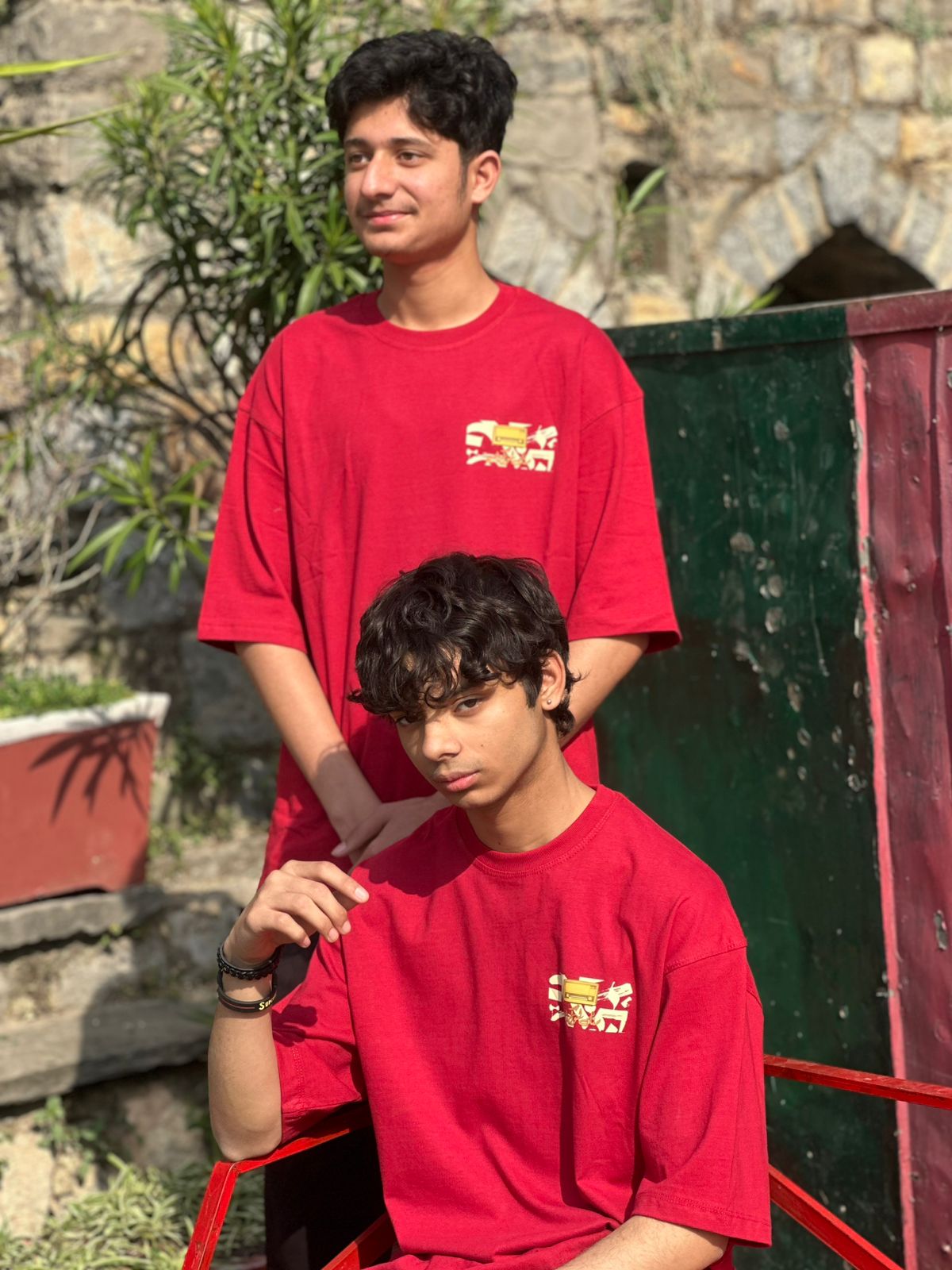 Retro Ghazal Oversized Mahroon T-Shit